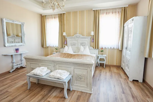 Sparkling bedroom freshly cleaned by Renaissance